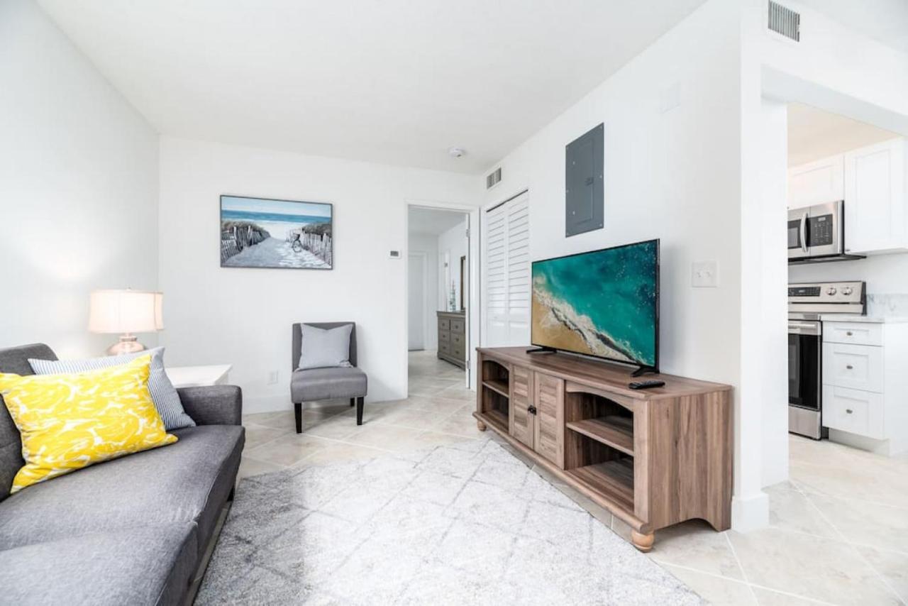 Апартаменты Heart Of Wilton 1 Recently Remodeled Форт-Лодердейл Экстерьер фото